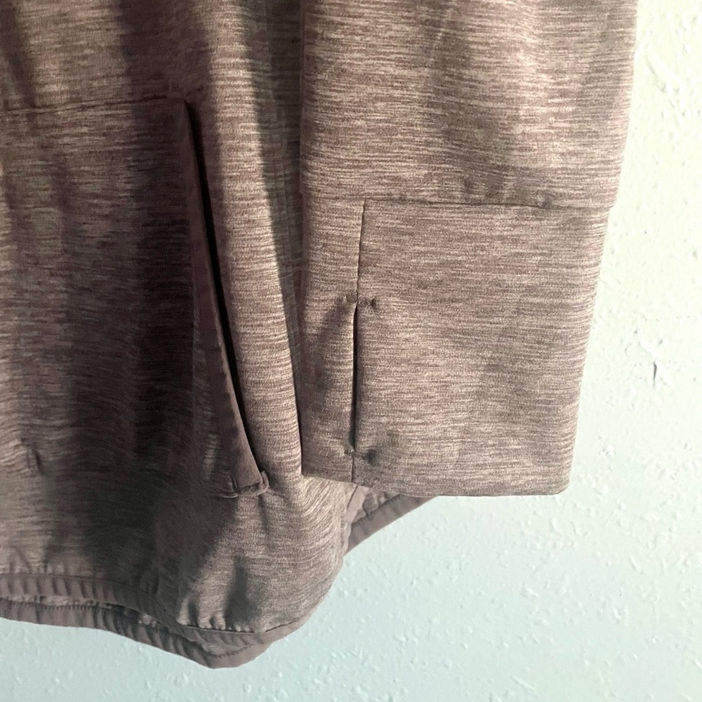 Lavender pullover - Picture 10 of 11